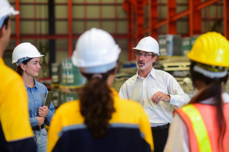 42Q-_-Blog-_-Why-CIOs-Are-Rethinking-Operations-with-Advanced-Manufacturing-Systems